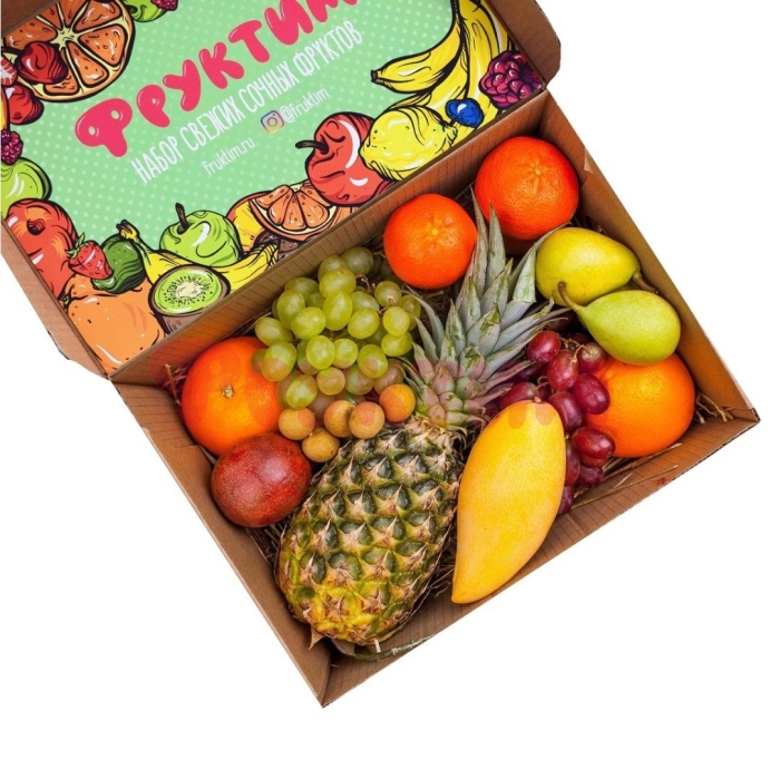 Коробка с фруктами