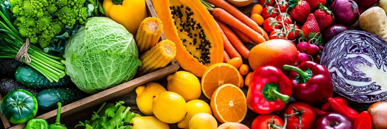Свежие фрукты и овощи