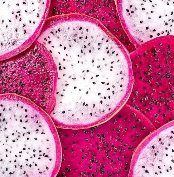 Фрукт розовый