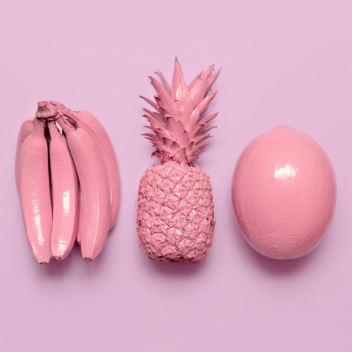 Розовый ананас