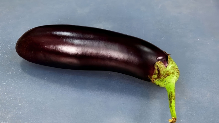 Маленький баклажан