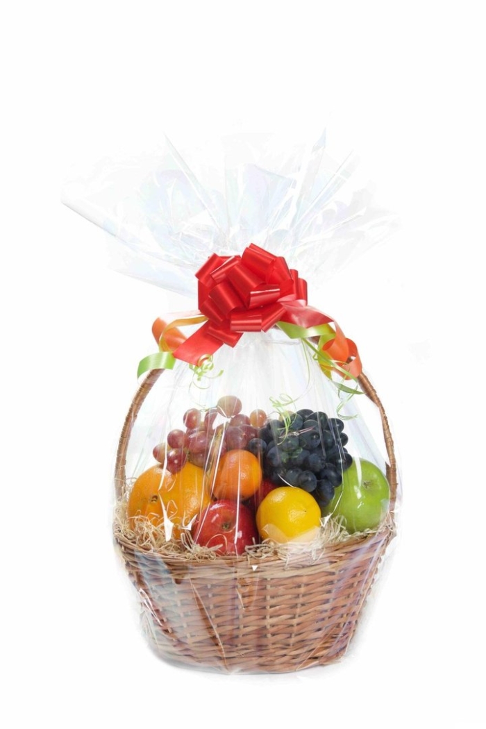 Корзина с фруктами в подарок
