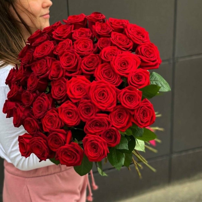 51 красная роза