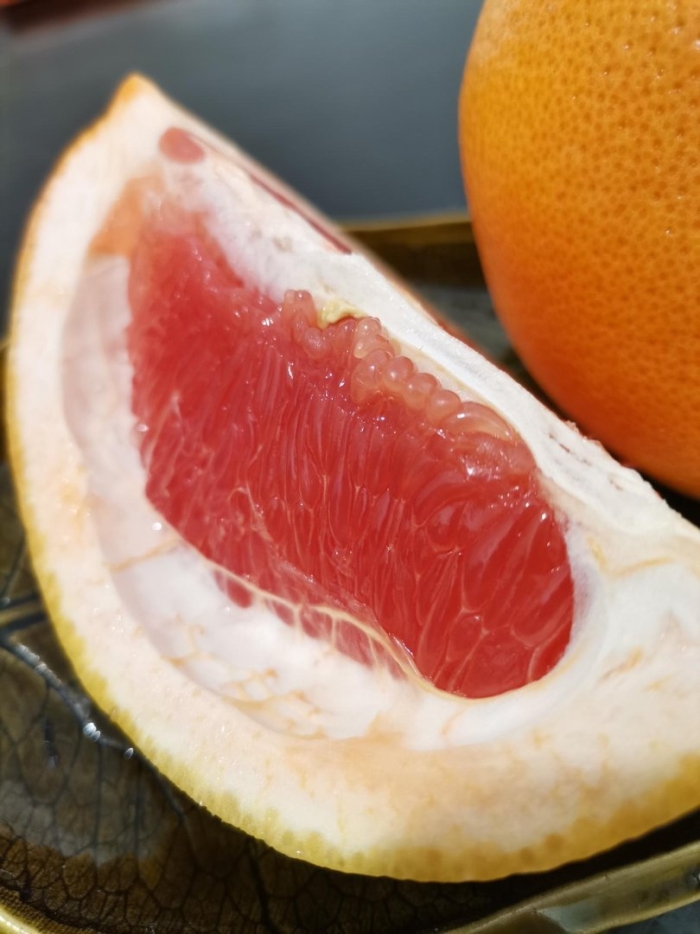 Сочный грейпфрут
