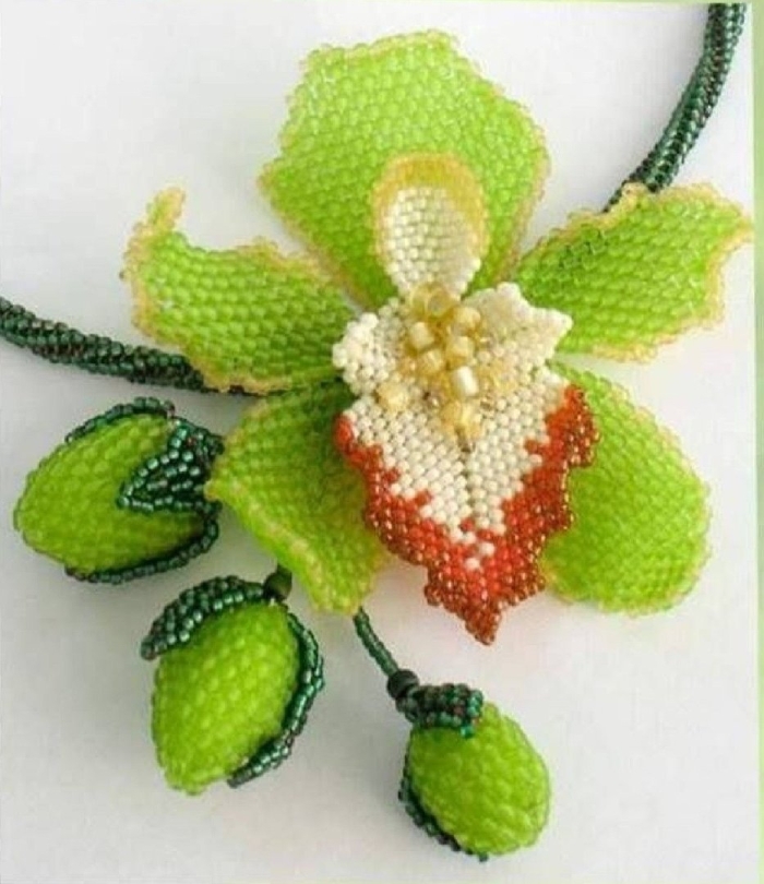 Орхидеи из бисера