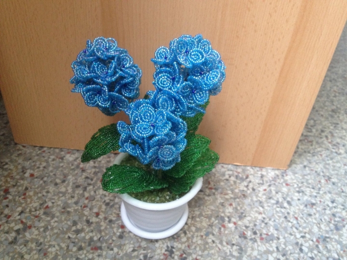 Гортензия из бисера