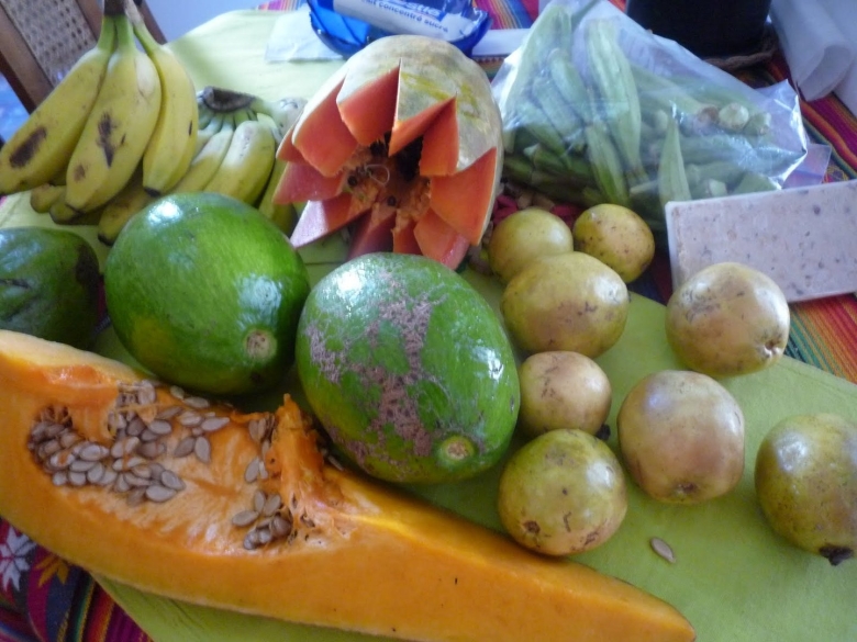 Экзотические фрукты на Кубе