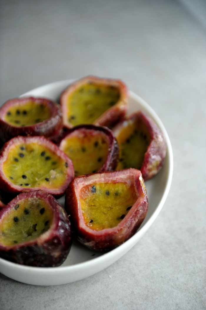 Маракуйя пассифлора фрукт