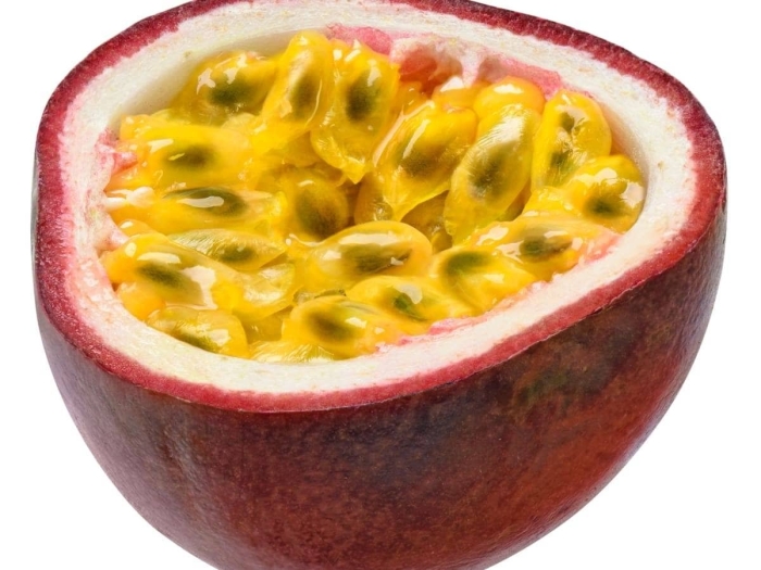 Маракуйя в разрезе