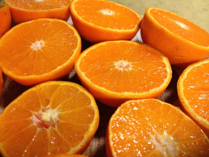 Оранжевый апельсин