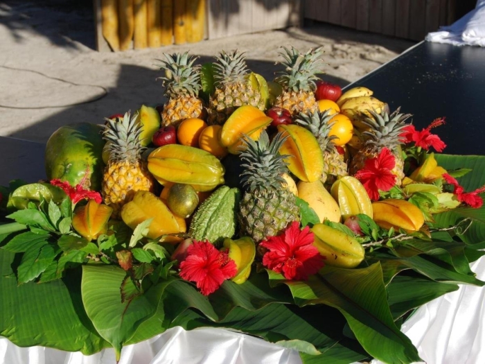 Тропические фрукты