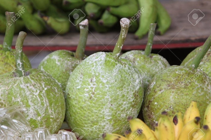 Зеленые фрукты