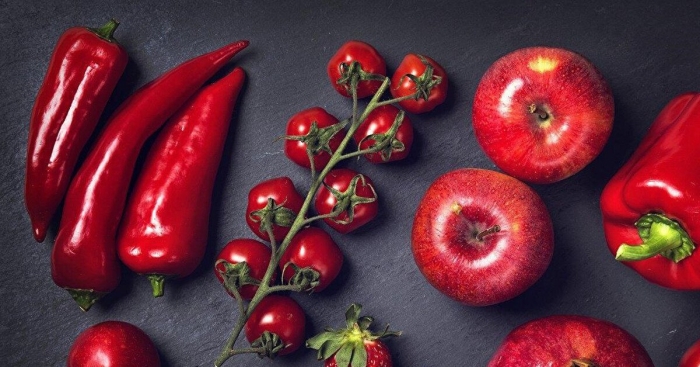 Красные фрукты