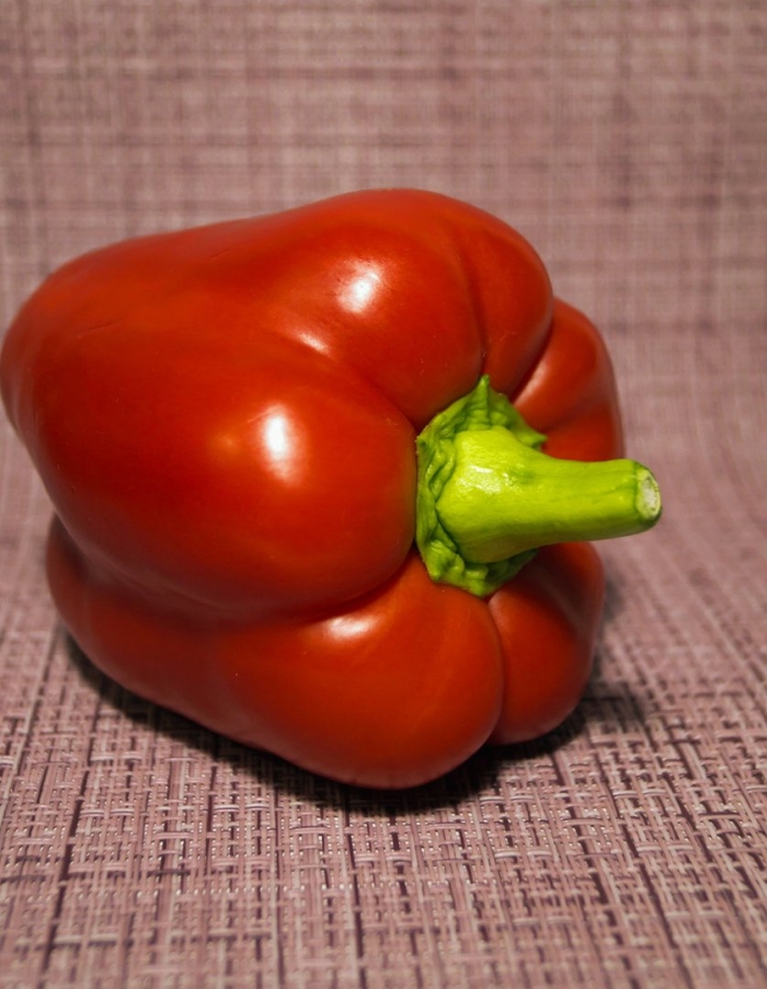 Перец кубовидный красный