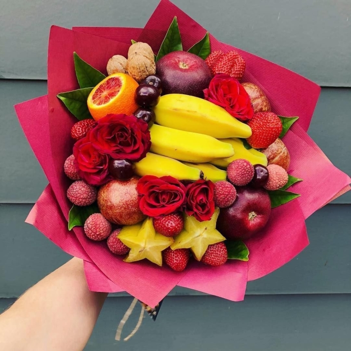 Женский букет съедобный