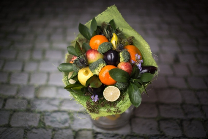 Витаминный букет из фруктов