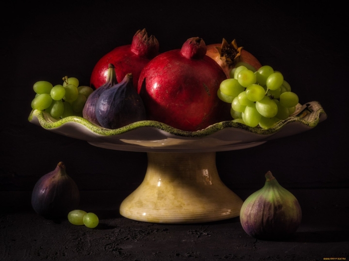 Ваза с фруктами натюрморт