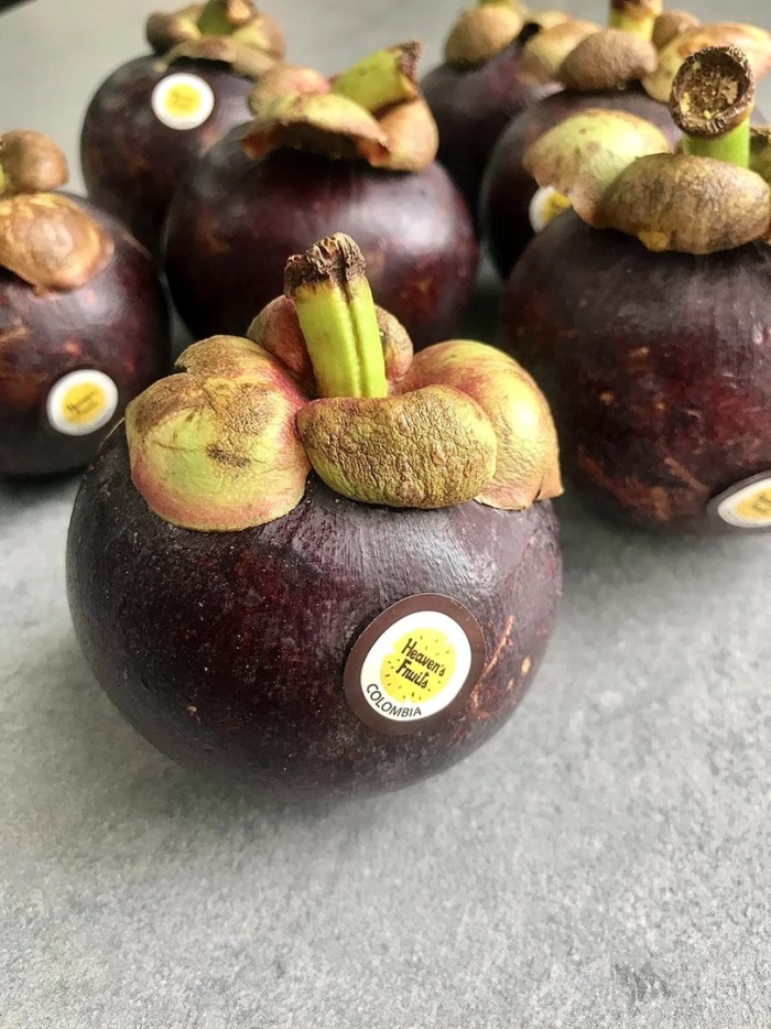 Мангустины фрукты