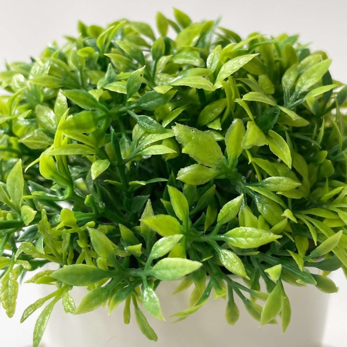 Зелень искусственные