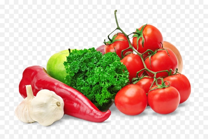 Свежие овощи на белом фоне