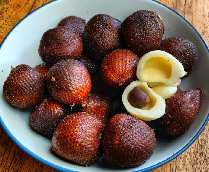 Фрукт салак