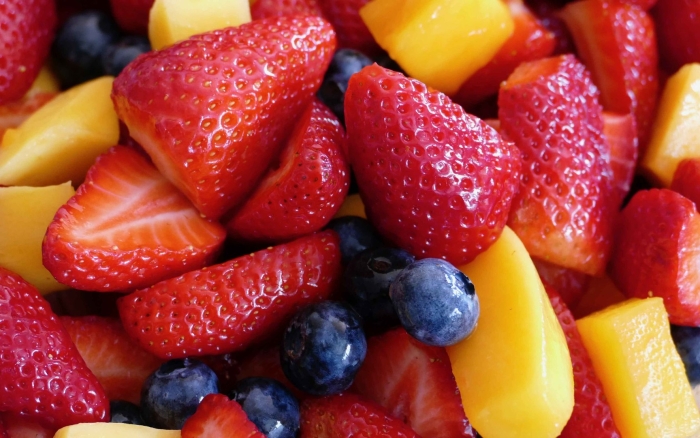 Фрукты и ягоды