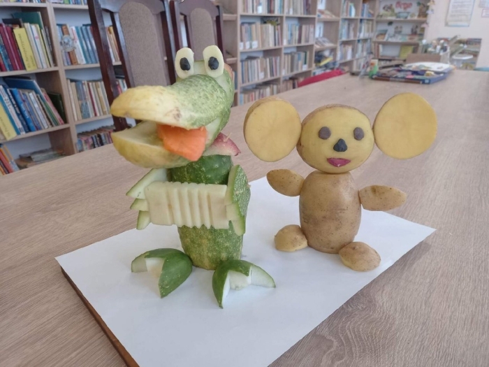 Крокодил гена и чебурашка из овощей