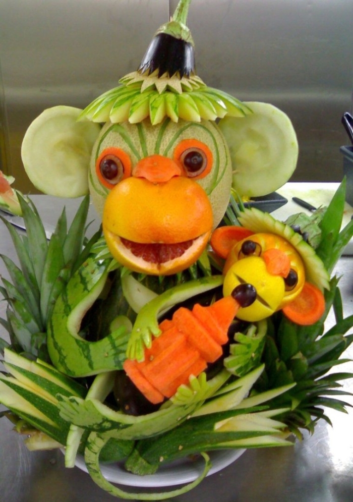 Фигуры из овощей и фруктов
