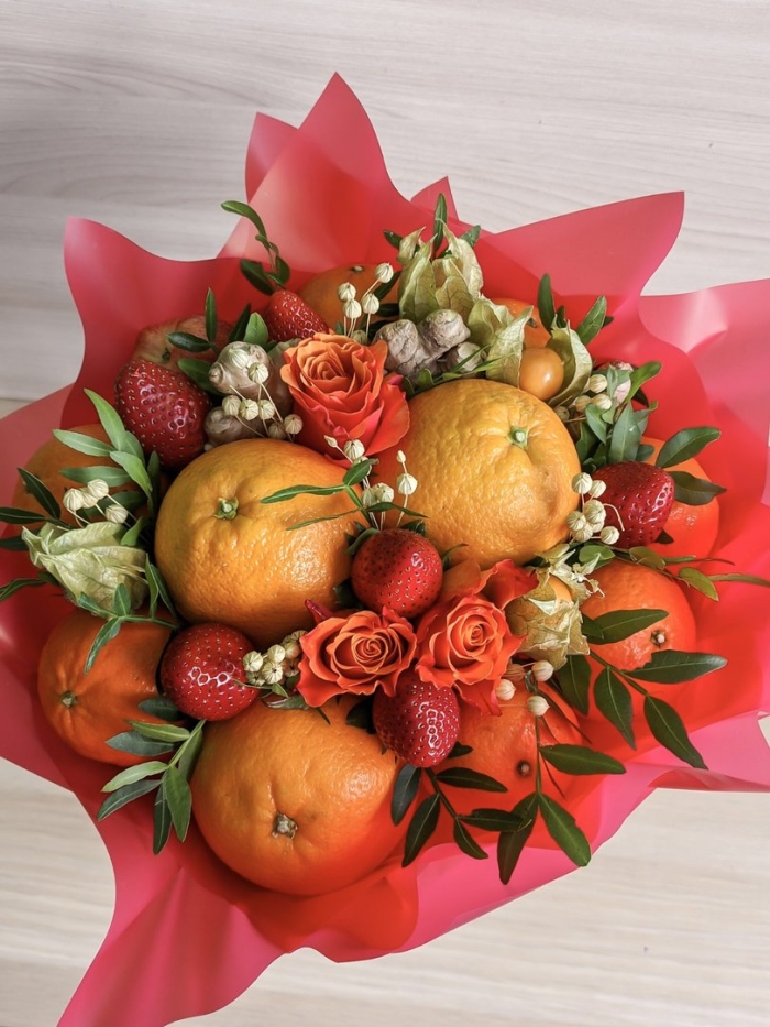 Фруктовый букет оранжевый