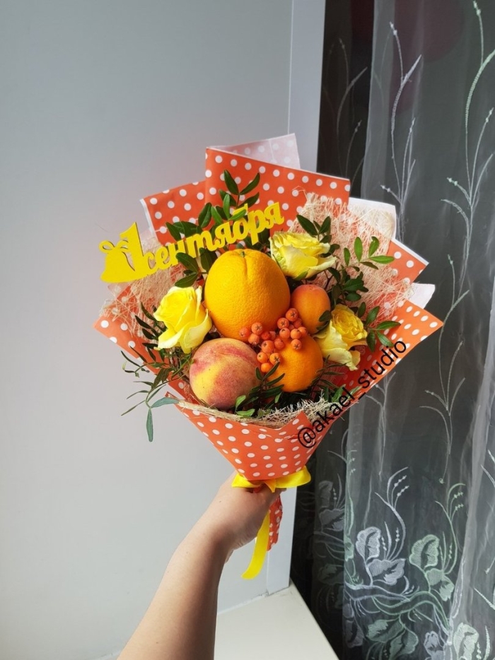 Букет из фруктов