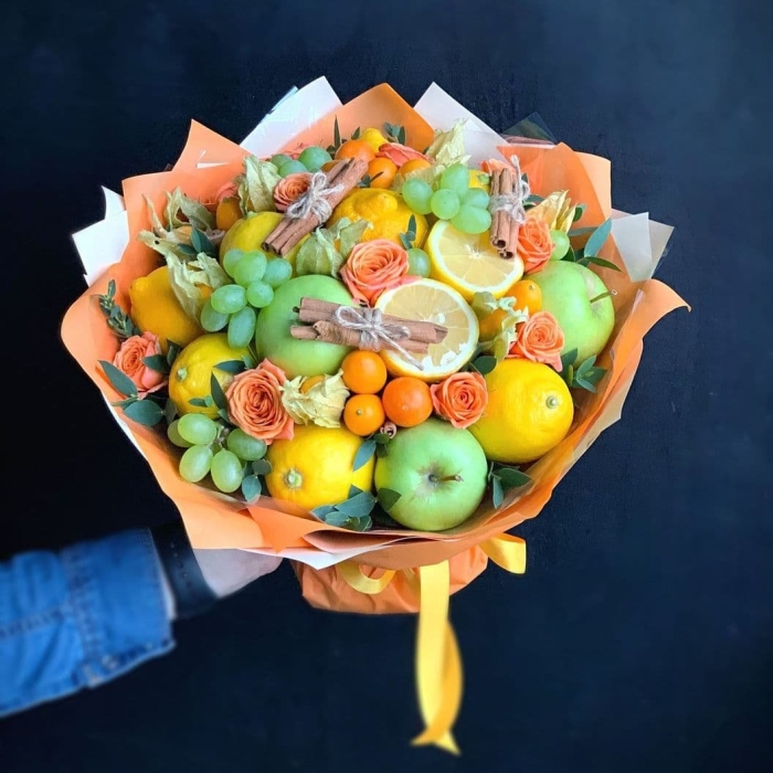 Букеты з фруктов