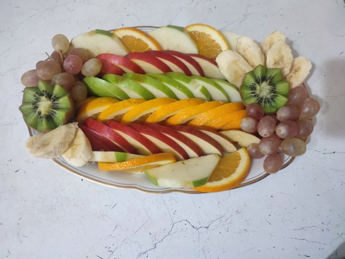 Фруктовая нарезка на праздничный стол