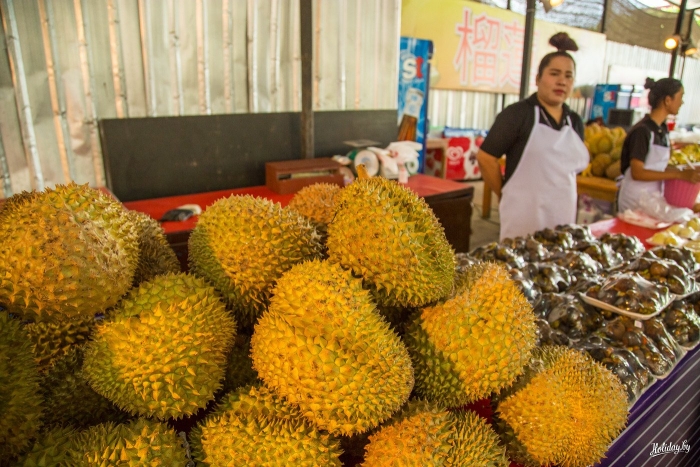 Колючий фрукт из тайланда