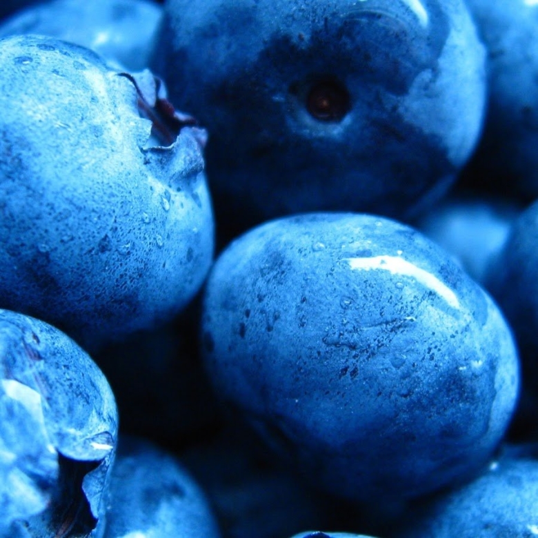 Синие фрукты
