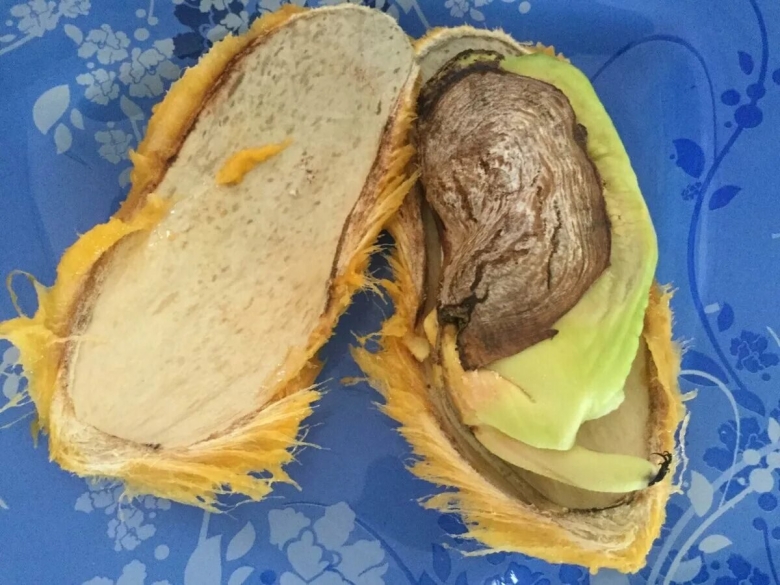 Авокадо хасс переспелый