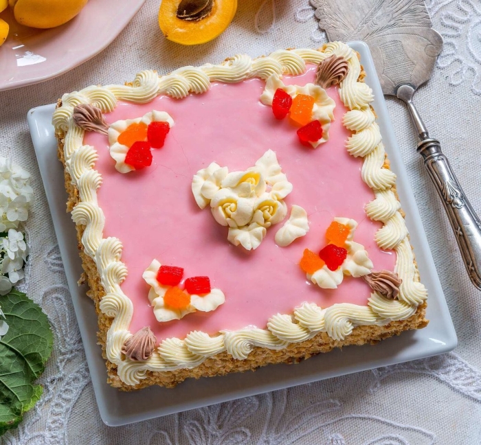 Торт абрикотин