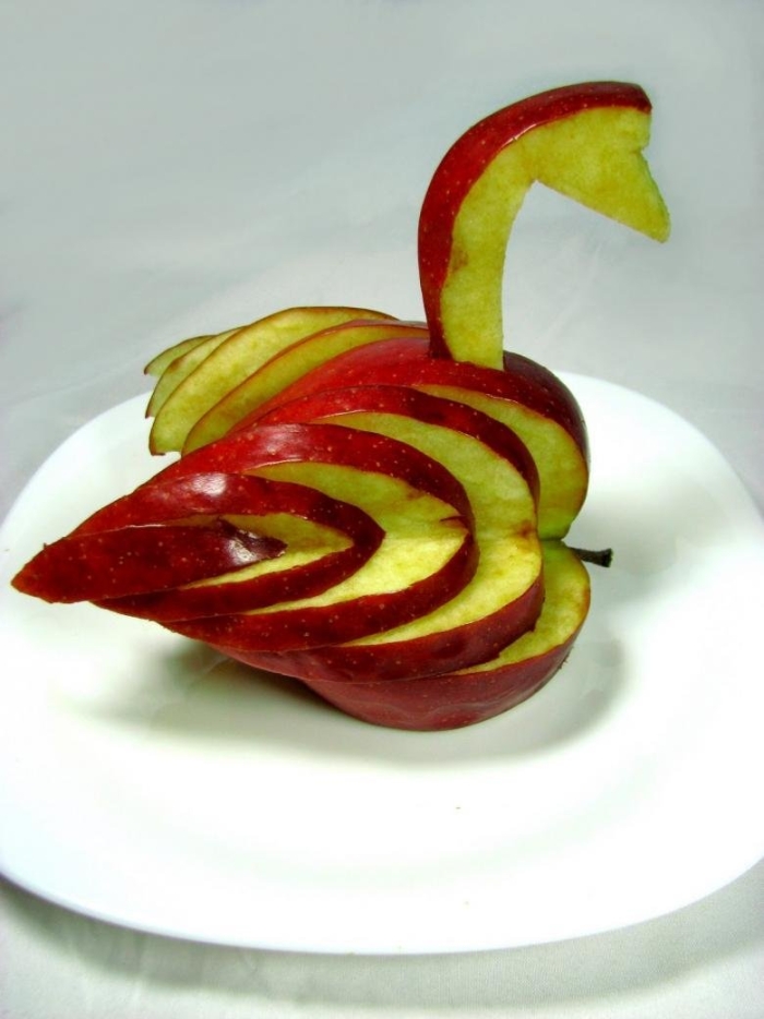 Украшения из яблок