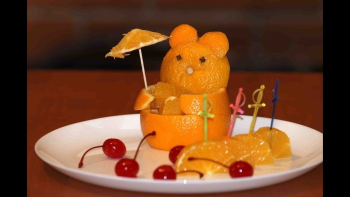 Мишка из апельсина