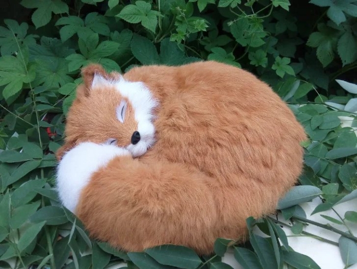 Лиса игрушка