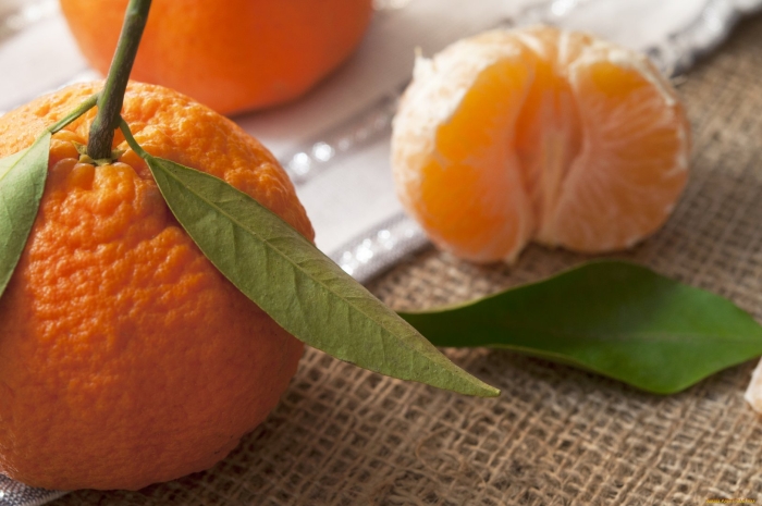 Мандарин танжерин зеленый