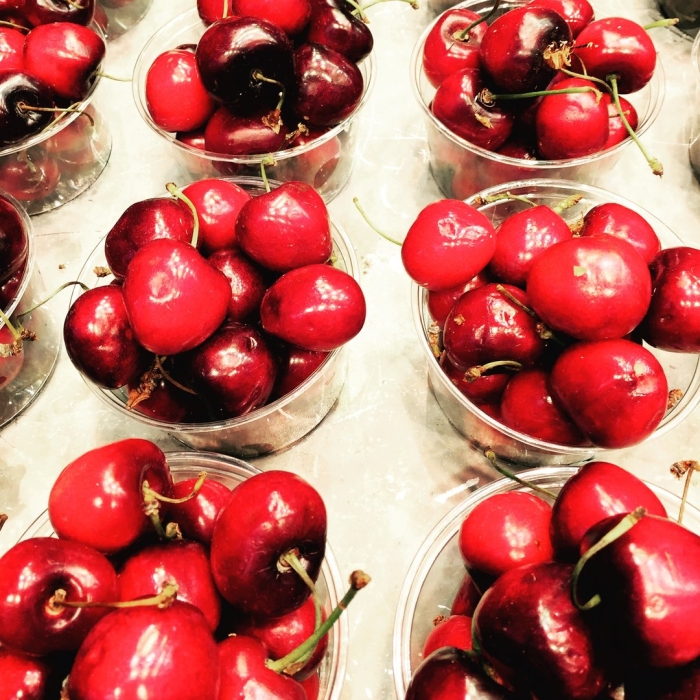 Красные фрукты и овощи