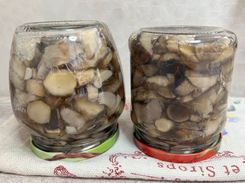 Маринованные грибы