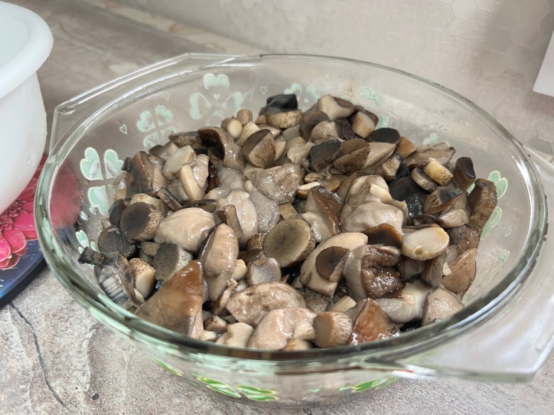 Маринованные грибы