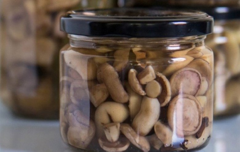 Маслята грибы консервированные