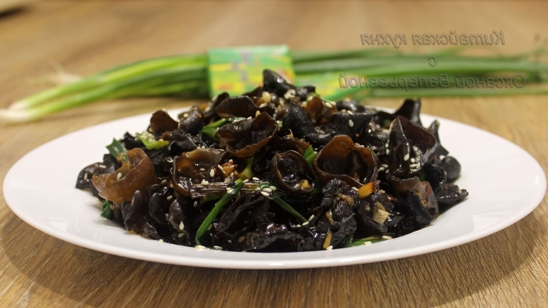 Древесные грибы муэр