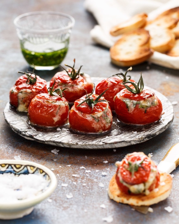 Фаршированные помидоры черри 200 грамм