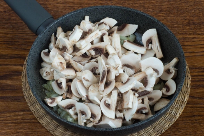 Салат с грибами шампиньонами