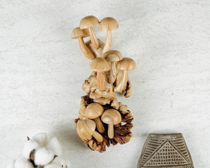 Деревянные грибы