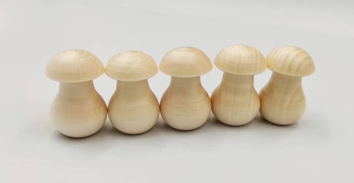 Деревянные грибы