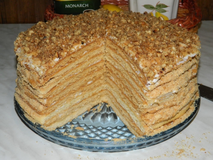 Торт медовик со сметанным кремом